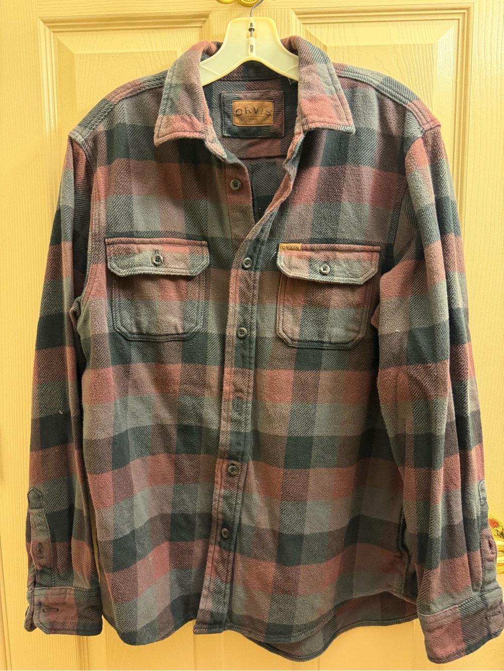 Orvis Men's Plaid Shirt Jacket in Red and Gray